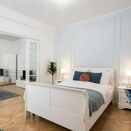 Athenee Parisian Apartment Bucharest Exterior photo