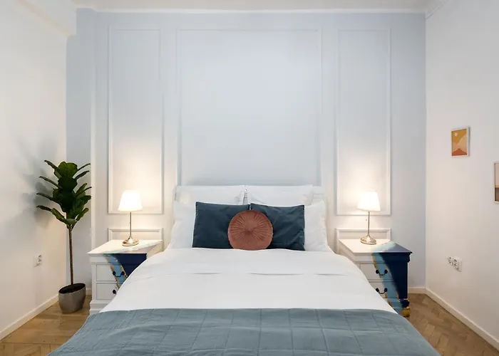 Athenee Parisian Apartment