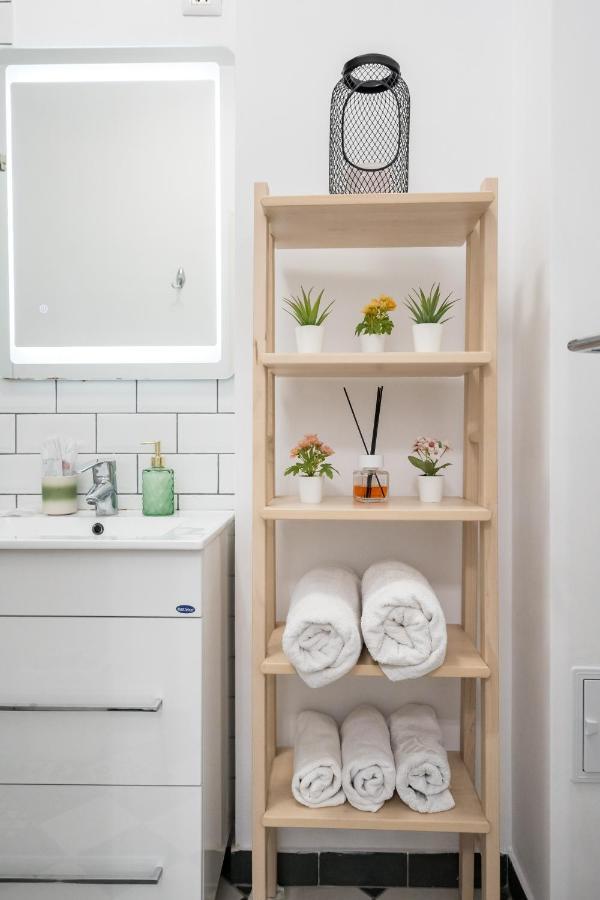 Apartment Athenee Parisian
