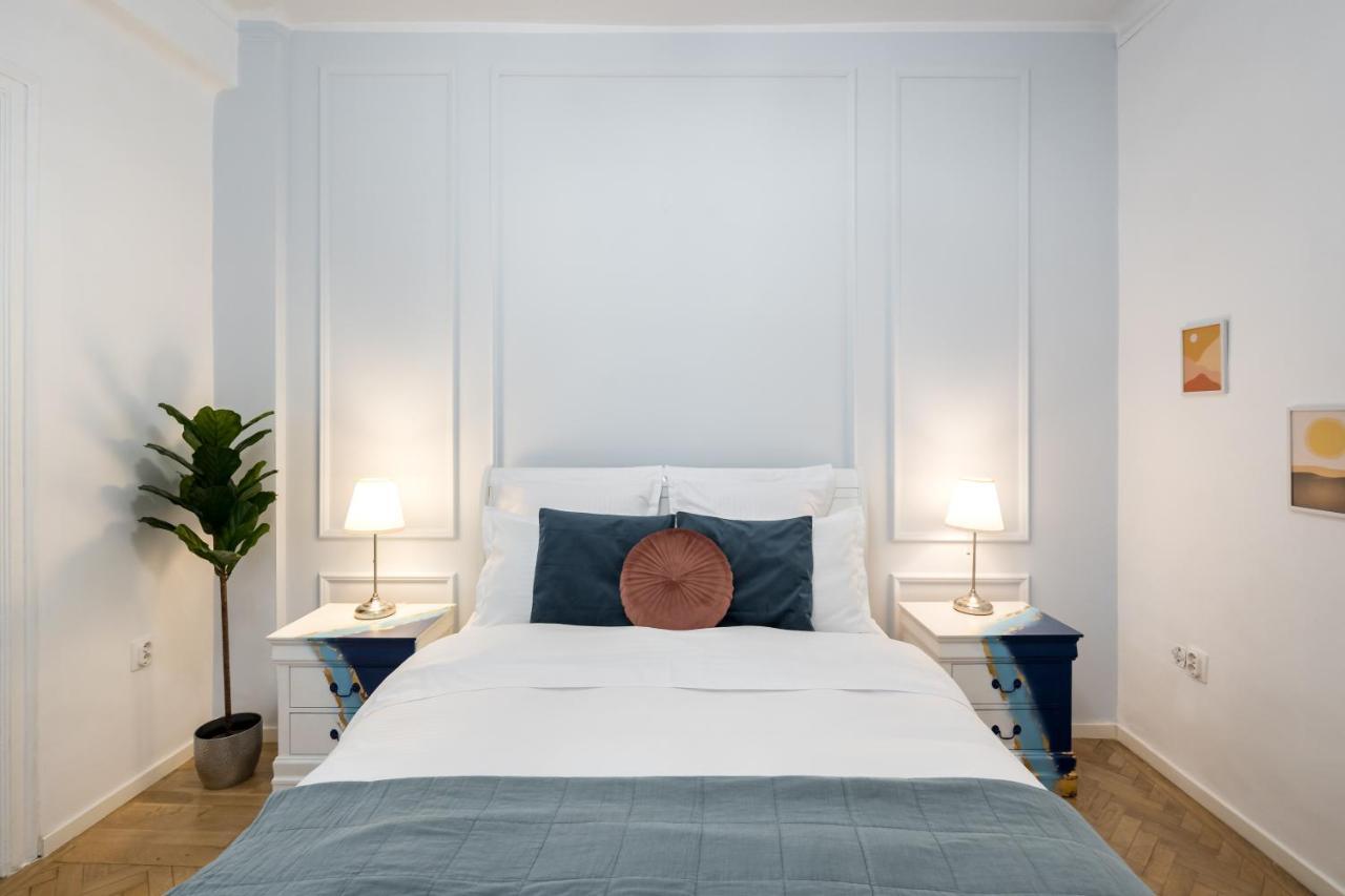 Athenee Parisian Apartment Bucharest