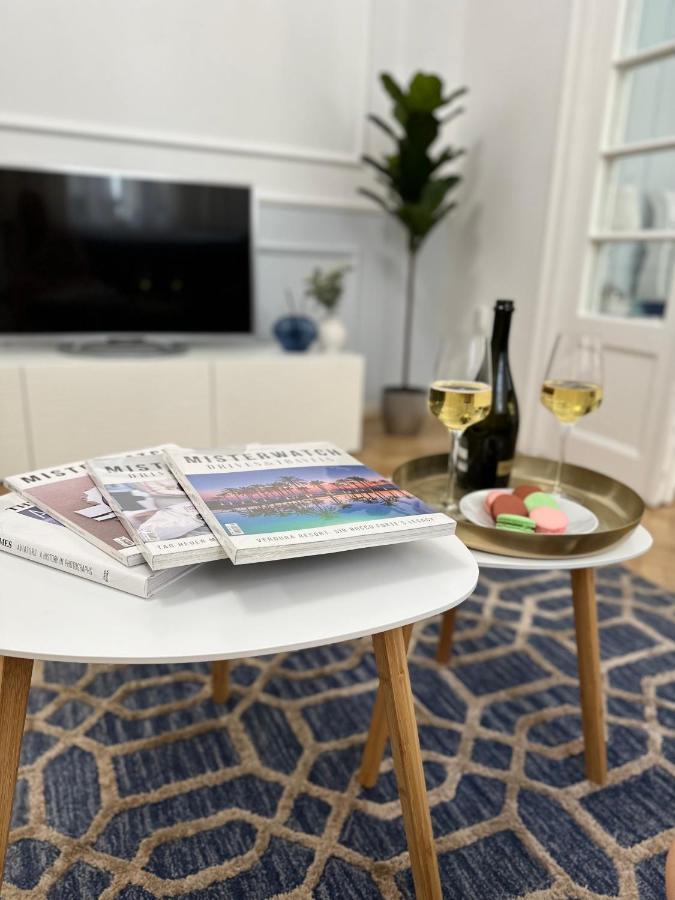 Athenee Parisian Apartment